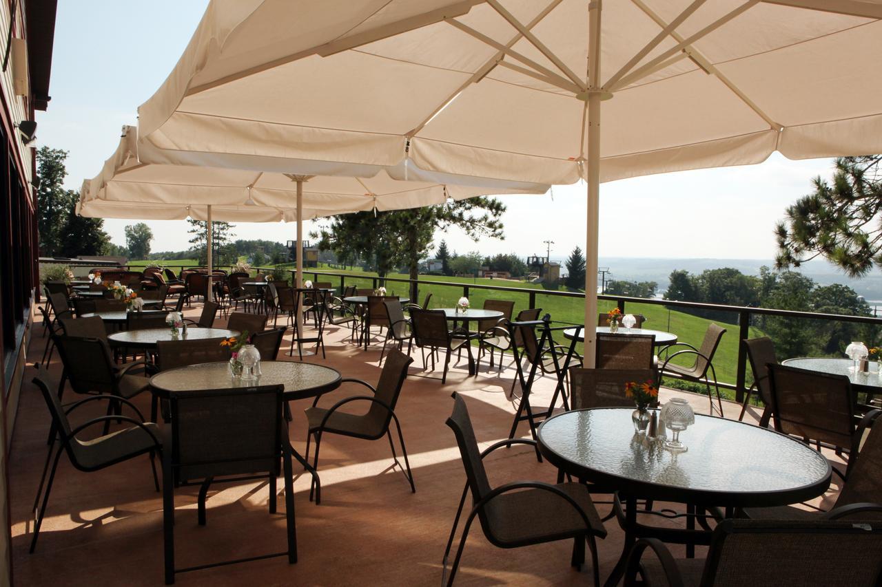 גלנה Chestnut Mountain Resort מראה חיצוני תמונה
