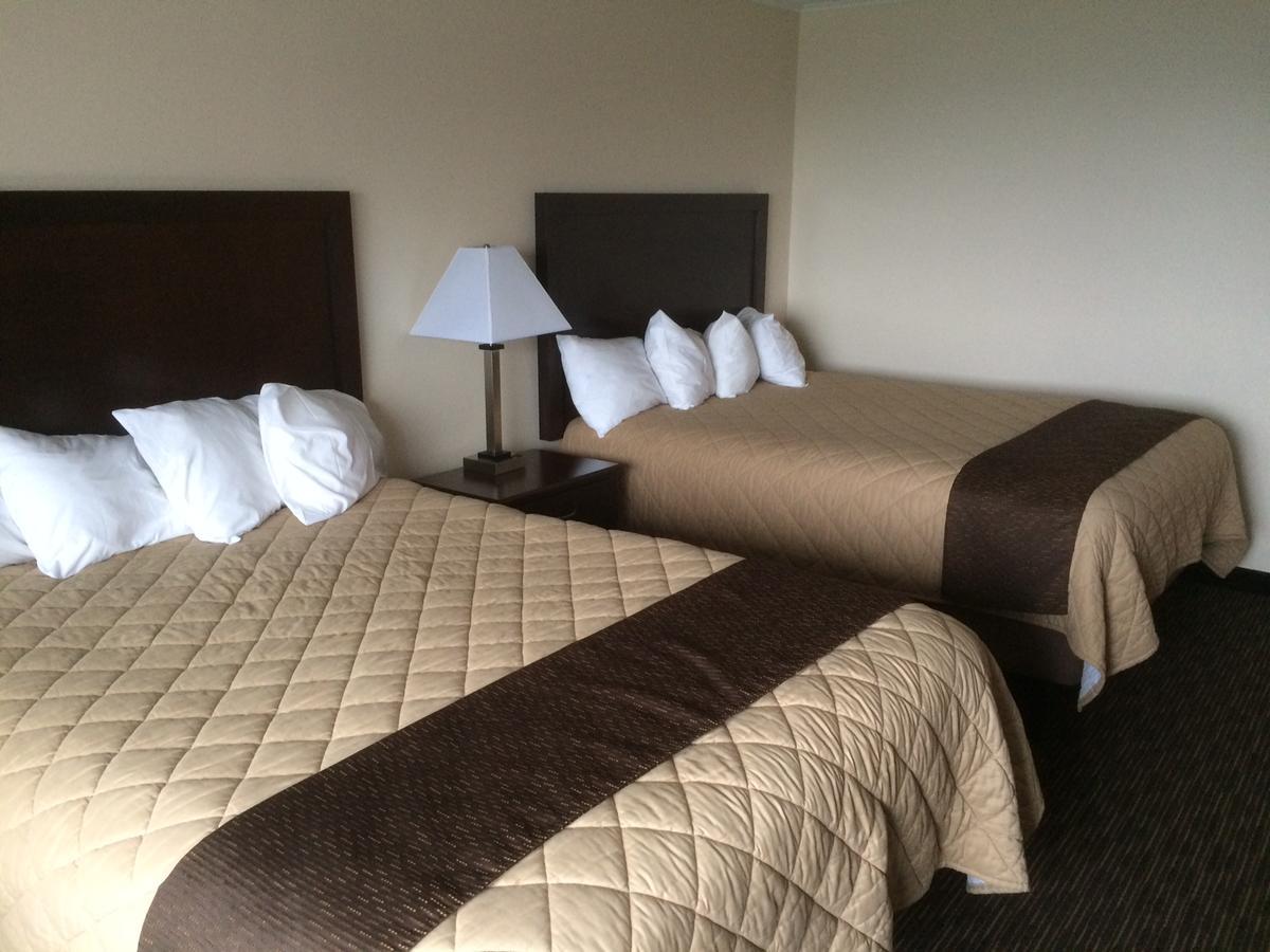 גלנה Chestnut Mountain Resort מראה חיצוני תמונה